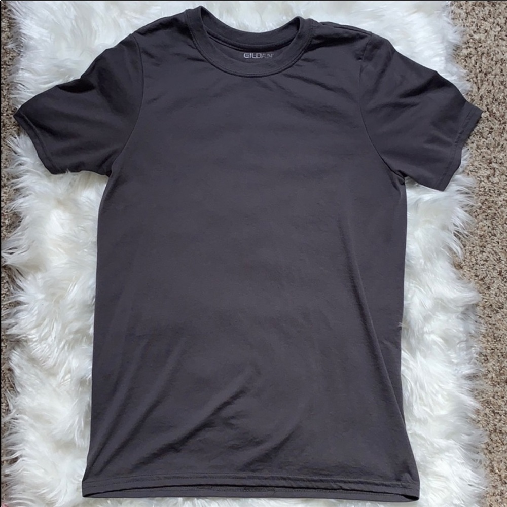 $5 in any bundle! Gildan Performance Tee